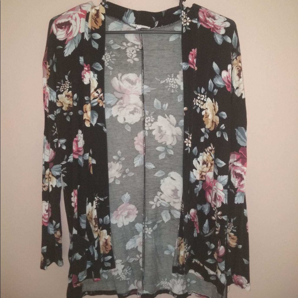 Light weight floral cardigan